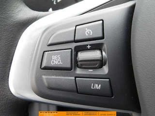 BMW X1 BMW X1 xDrive25e  1.5  High Executive Plugin hybride  PACK BUSI PLUS DRIV ASSI PACK HEAD UP LED HEAD PDC FRON REAR - afbeelding nr 31