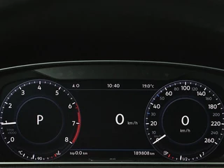 Volkswagen Golf Volkswagen Golf 1.0 TSI Highline | Full LED | Virtual Cockpit |  Carplay | Adaptive cruise | Navigatie | Climate control | Parkeerhulp | Sportstoelen - afbeelding nr 24