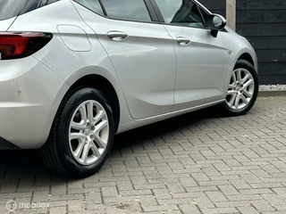 Opel Astra Opel Astra 1.2 Edition Aut. Airco / FM nav / Carplay / 58.684 KM - afbeelding nr 8