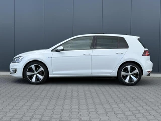 Volkswagen Golf Volkswagen Golf 1.4 TSI GTE Pano - Leder - Led - Camera - Stoelverwarming - afbeelding nr 9