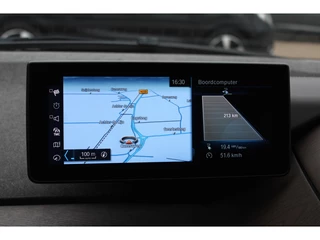 BMW i3 BMW i3 S iPerformance 94Ah 33 kWh / Full option! / Panoramadak / Camera / Keyless / 20'' / Warmtepomp / Harman Kardon / Apple CarPlay / DAB / Getint glas / Stoelverwarming / ACC - afbeelding nr 12
