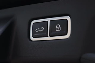 Kia Sorento Kia Sorento 1.6 T-GDI Hybrid 4WD / PANO / KEYLESS / HUD / 360 / VOLLEDIG UITGEVOERD! - afbeelding nr 28
