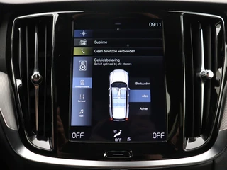 Volvo V60 Volvo V60 T8 PLUG-IN HYBRID AWD R-DESIGN HARMAN KARDON CAMERA DAB+ - afbeelding nr 25