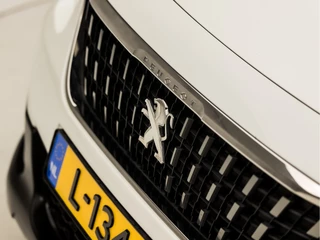 Peugeot 2008 (NAVIGATIE, CRUISE, PARKEERSENSOREN, TREKHAAK, SPORTSTOELEN, ELEK PAKKET, XENON, NIEUWSTAAT) - afbeelding nr 31