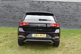 Volkswagen T-Roc Volkswagen T-Roc 1.5 TSI Style Business Trekhaak Navi Carplay stoel/stuur verwarming el-achterklep - afbeelding nr 19