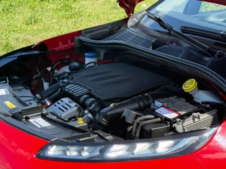 Citroën C4 Cactus Citroen C4 Cactus 1.2 e-THP PureTech 110pk Shine - Rouge Aden - Camera/Cruise/Clima - afbeelding nr 31