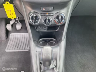 Peugeot 208 PEUGEOT 208 1.2 PURETECH SIGNATURE / Carplay / Cruise Control / - afbeelding nr 22