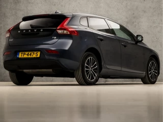 Volvo V40 Automaat (PANORAMADAK, NAVIGATIE, CAMERA, GETINT GLAS, STOELVERWARMING, SPORTSTOELEN, KEYLESS, LED KOPLAMPEN, PARKEERSENSOREN, NIEUWSTAAT) - afbeelding nr 5