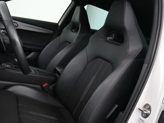 CUPRA Formentor CUPRA Formentor 1.4 e-Hybrid VZ | 245pk | Camera | Adaptive cruise | Stuurverwarming | Sfeerverlichting | Navigatie | Keyless | Full LED | PHEV - afbeelding nr 5