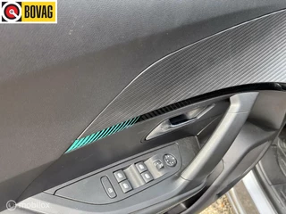 Peugeot 2008 Peugeot 2008 1.2 PureTech Allure 130 pk navigatie en camera cruise control - afbeelding nr 6
