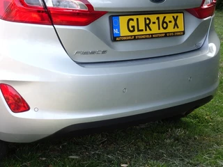 Ford Fiesta Ford Fiesta 1.0 100pk Titanium met CarPlay en Parkeersensoren - afbeelding nr 5