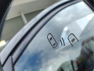 Suzuki Vitara Dodehoeksensoren | Camera | Stoelverwarming - afbeelding nr 39