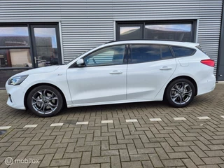 Ford Focus Ford Focus Wagon 1.0 EcoBoost ST Line Business - afbeelding nr 5