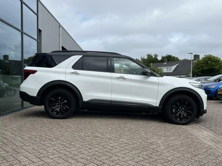 Ford Explorer Ford Explorer 3.0 V6 EcoBoost PHEV ST-Line 457PK Panodak Parelmoerlak Zwart Dak 20