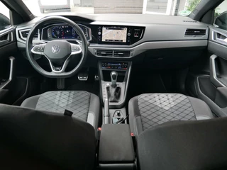 Volkswagen Taigo Volkswagen Taigo 1.0 TSI R-Line Camera| Keyless| Carplay| Navi - afbeelding nr 4