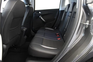 Peugeot 2008 Peugeot 2008 1.2 PureTech Allure - afbeelding nr 11