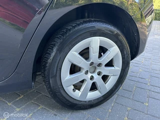 Škoda Fabia Skoda Fabia 1.2 TSI Active - afbeelding nr 13