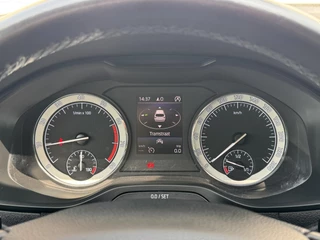 Škoda Karoq Skoda KAROQ 1.0 TSI Style Camera Clima Cruise Trekhaak Inductie laden Navigatie Keyless - afbeelding nr 46