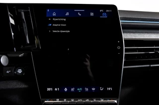 Renault Austral | Dig. Cockpit | Adapt. Cruise | Winterpakket | Elek. Klep | Elek. Stoel | Camera | PDC | NAV+App. Connect | Auto. Airco | LM 19