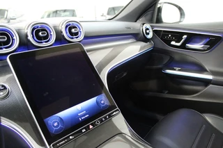 Mercedes-Benz C-Klasse Mercedes C-klasse Estate 200 AMG/Pano/19inch/Sfeer/Headup/Night - afbeelding nr 12