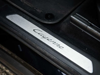 Porsche Cayenne Porsche Cayenne 3.0 V6 340PK Pano Stoelkoeling Bose ACC Sport Chrono Led Matrix 360 Camera Softclose Luchtvering - afbeelding nr 15