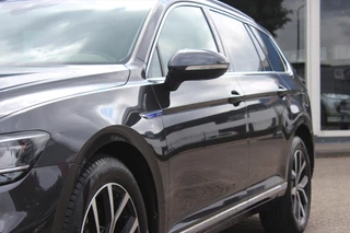 Volkswagen Passat Volkswagen Passat Variant 1.4 TSI PHEV 218pk 6-DSG GTE Business Highline | PanoramaDak | Zomer- en winterset | Carplay | - afbeelding nr 30