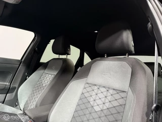 Volkswagen Taigo Volkswagen Taigo 1.5 TSI R-Line Business DSG | CARPLAY|CLIMA - afbeelding nr 42