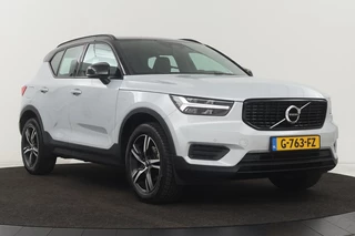 Volvo XC40 Volvo XC40 1.5 T3 R-Design | Stoel & stuurverwarming |  Trekhaak | Camera | Navigatie | Achterbankverwarming | Leder/Alcantara | Full LED - afbeelding nr 36