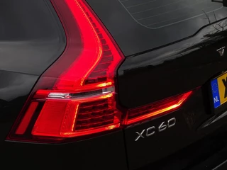 Volvo XC60 Volvo XC60 2.0 T8 408PK TE AWD / Inscription / R-Design / LED - afbeelding nr 54