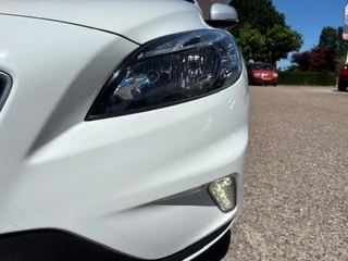 Volvo V40 Volvo V40 1.6 T3 R-Design, Navi, Clima, Cruise, Trekhaak - afbeelding nr 35