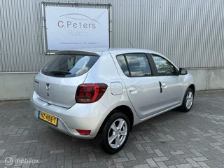Dacia Sandero Dacia Sandero 0.9 TCe Laureate 2017 / Airco / Navigatie / DAB / Dealeronderhouden NAP - afbeelding nr 6