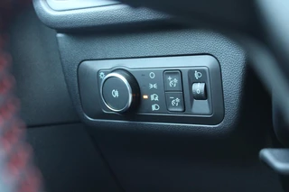 Ford Kuga Ford Kuga 2.5 FHEV ST-Line 190pk | SYNC 4 Navigatie | Achteruitrijcamera | Geen stekker nodig | 1.650pk trekgewicht - afbeelding nr 19