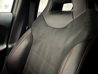 Mercedes-Benz A-Klasse Mercedes A-klasse 180 AMG Matgrijs Sfeerverlichting Carplay - afbeelding nr 57