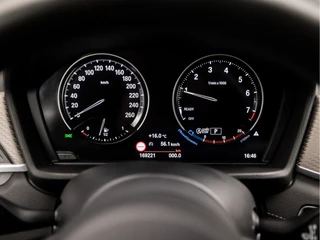 BMW X2 Automaat (NAVIGATIE, M PAKKET, CLIMATE, STOELVERWARMING, LEDEREN SPORTSTOELEN, CAMERA, GETINT GLAS, SFEERVERLICHTING, NIEUWSTAAT) - afbeelding nr 22