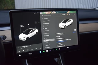 Tesla Model 3 - afbeelding nr 26