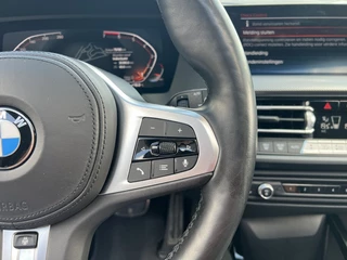 BMW 1 Serie BMW 1 Serie 118I High Exe M-Sport Pano Sfeer Zwart optiek ACC - afbeelding nr 10