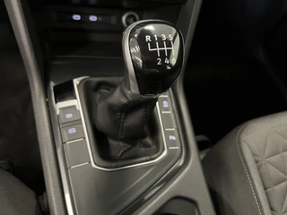 Volkswagen Tiguan Volkswagen Tiguan 1.5 TSI Life Business / 150PK / NAVI / STOEL-STUURVERW. / PDC / 1800KG TREKG. - afbeelding nr 22