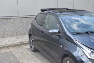 Toyota Aygo Toyota Aygo 1.0 VVT-i x-cite | Schuif-kanteldak | Cruise control | Apple carplay | - afbeelding nr 35