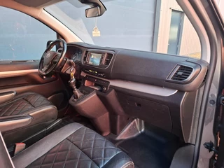 Toyota ProAce Toyota PROACE Worker 2.0 D-4D Black Line Long DC DUBBEL CABINE / LEER / STOELVERWARMING / CAMERA / DUBBELE SCHUIFDEUR - afbeelding nr 38