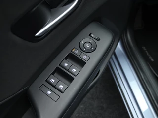 Hyundai Kona Hyundai Kona Electric Comfort 65.4 kWh | Navigatie | Camera | Cruise control - afbeelding nr 24
