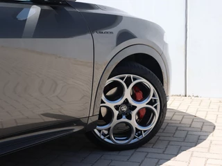 Alfa Romeo Tonale Alfa Romeo Tonale 1.5 MHEV 160 PK Turbo Veloce | Leder | Harman | Trekhaak | 20