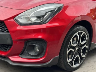 Suzuki Swift Suzuki Swift 1.4 Sport 1e Eigenaar Carplay Camera PDC LED - afbeelding nr 42