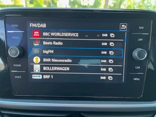 Volkswagen T-Roc Volkswagen T-Roc 1.0TS Life Carplay Navi Clima - afbeelding nr 13