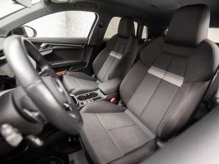 Audi A3 Automaat (APPLE CARPLAY, GROOT NAVI, CLIMATE, GETINT GLAS, SPORTSTOELEN, CRUISE, MATRIX LED, PARKEERSENSOREN, NIEUWSTAAT) - afbeelding nr 13