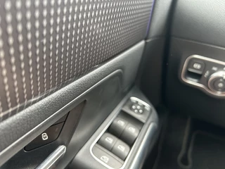 Mercedes-Benz GLA Mercedes-Benz GLA 250 e Luxury Line - afbeelding nr 29