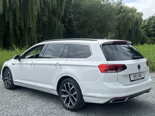 Volkswagen Passat Volkswagen Passat Variant GTE 218PK DSG HYBRID GTE BUSINESS CAMERA/NAVI/STUURVERW. - afbeelding nr 9