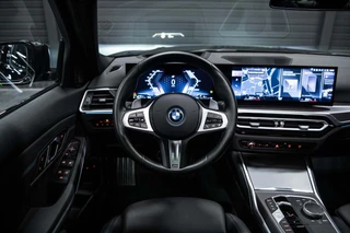 BMW 3 Serie BMW 3-serie 330e Sedan Hybrid | Vol | M Sport | Schuifdak | H&K | Innovation | Head Up | 19 inch | - afbeelding nr 8