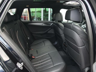 BMW 5 Serie BMW 5-serie Touring 530d xDrive High Executive M-sport - afbeelding nr 39