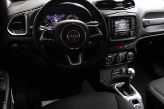 Jeep Renegade Jeep Renegade 1.4 MultiAir Limited Airco l Cruise l Keyless l NAVI l Trekhaak - afbeelding nr 10