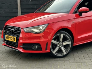 Audi A1 Sportback Audi A1 Sportback 1.2 TFSI S-Line Red Ribbon / S1 bumpers / 45.154 KM 1e eigenaar - afbeelding nr 2